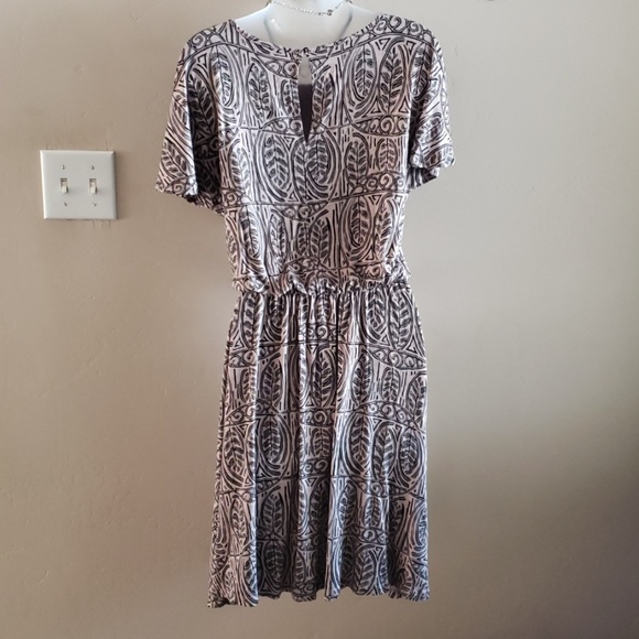 Loft Blouson dress - Picture 2 of 8